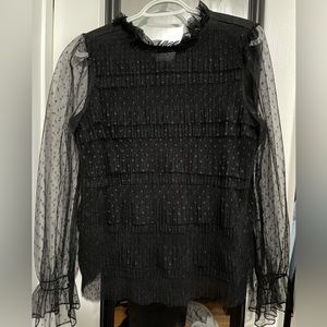 Women’s lace top. Size Medium